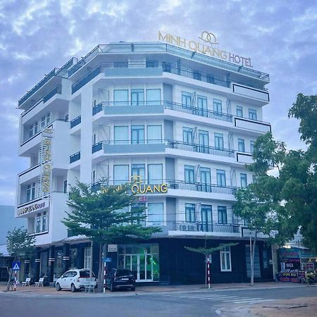 Khach San Minh Quang Hotel Phan Rang Buitenkant foto